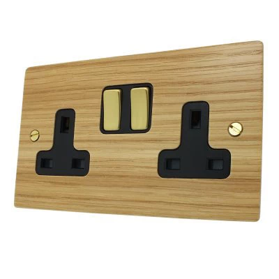 Flat Wood Oak / Polished Brass Switched Plug Socket