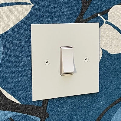 Ultra Square Matt White Light Switch