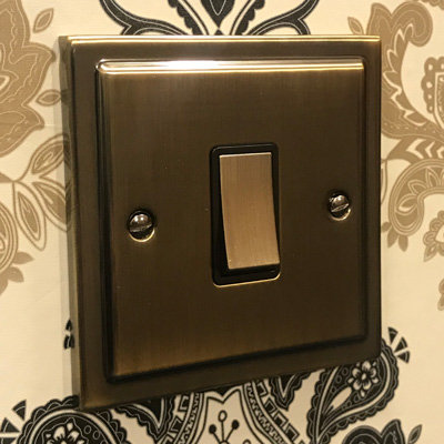 Art Deco Classic Antique Brass Sockets & Switches