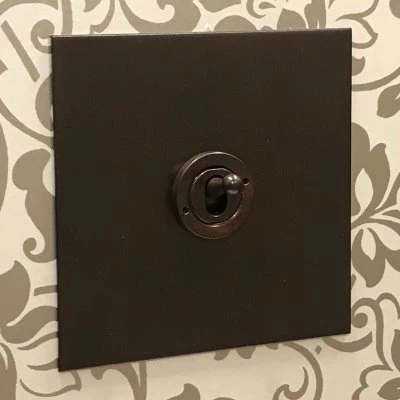 Executive Square Cocoa Bronze Sockets & Switches